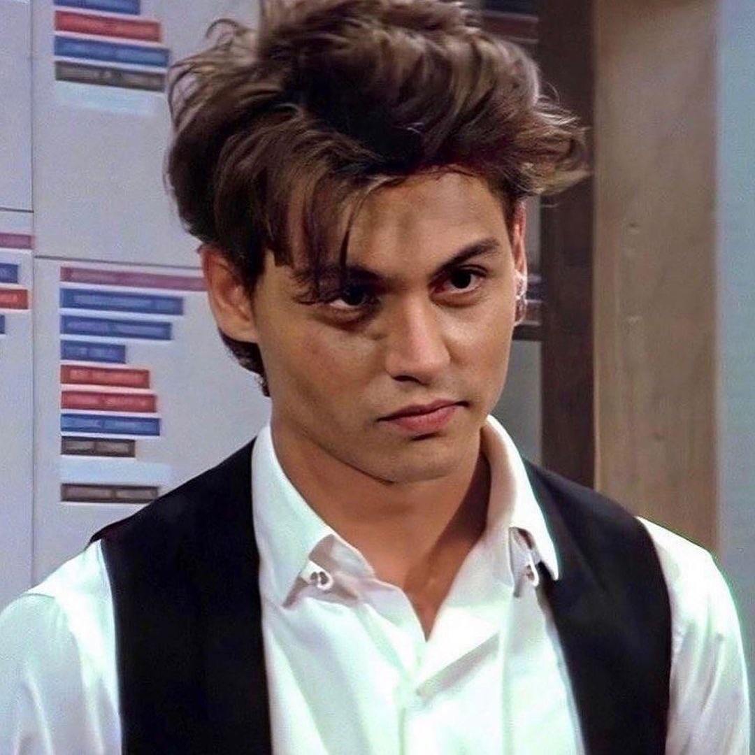 Feminofobi's tweet photo. Johnny Depp 1987-1991 https://t.co/k0jqnP5vrP