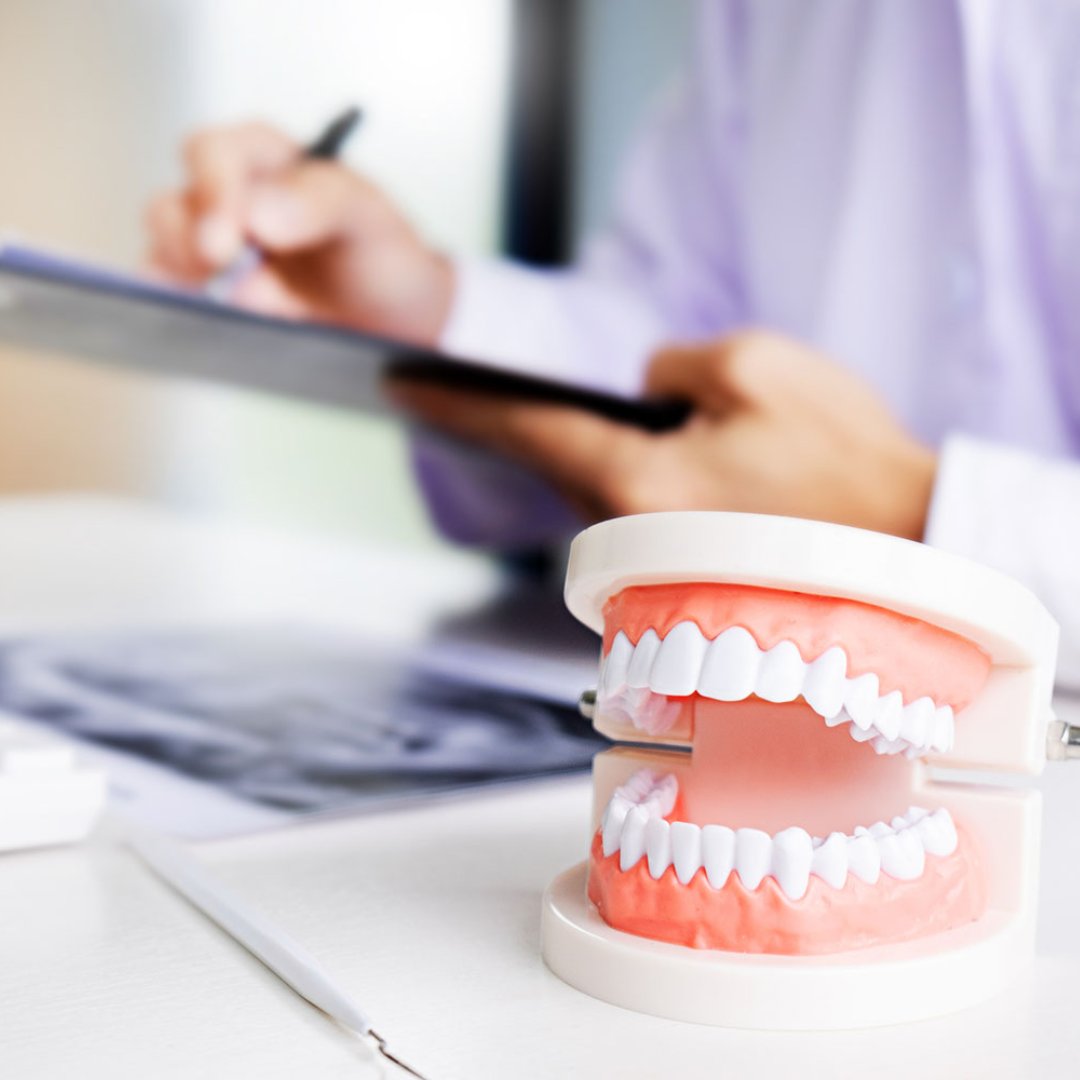 MayoOralhealth's tweet photo. Many healthcare providers don't get much training in the evaluation of dental conditions. Dr. Olivia Muller, Mayo Clinic Prosthodontist, discusses dental care and dental infections for the primary care provider in the #MayoClinicTalks Podcast.
Listen here: https://t.co/LIQD1EHMtI https://t.co/E4TIXyIZ8o