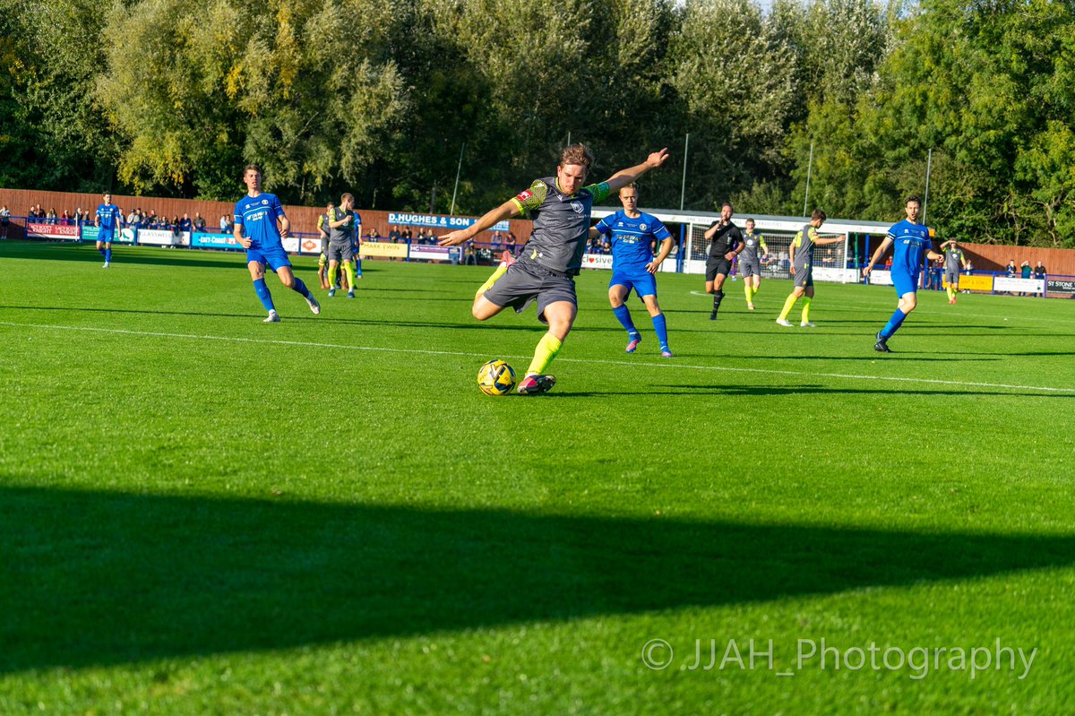Pic from Joe Harrison.  <a href="/olispooner8/">Oli Spooner</a> shoots, and look in the background, the ref is whistling at the same time.

Yet Oli got a second yellow for “kicking the ball away after the whistle”
 
It’s in sequence, the next pic is Oli getting his red.

<a href="/MarcHarrison11/">Marc Harrison</a> <a href="/LiamWallace9/">Liam Wallace</a>