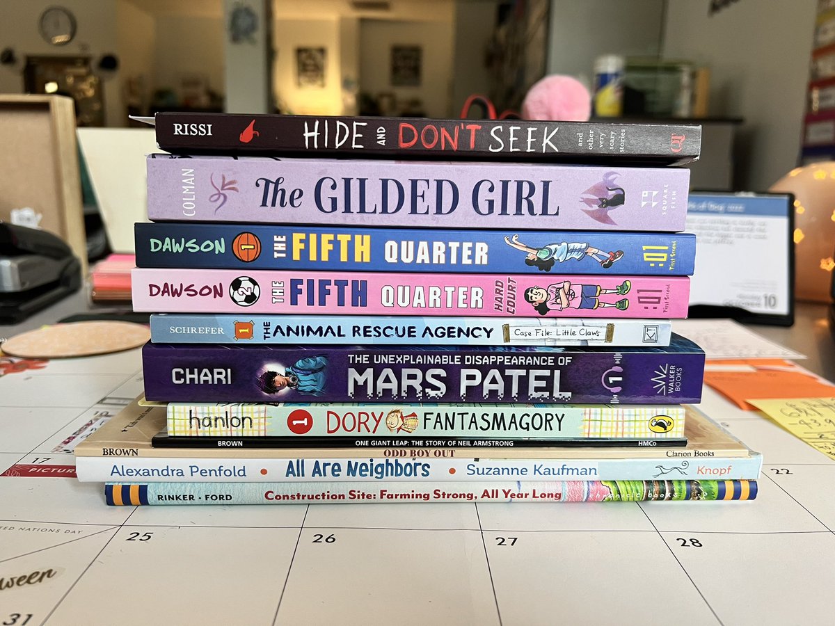 MsGerike's tweet image. Like @MsGBRMS, I have my own stack of books from the @PrincetonPLkids book fair! @EliotSchrefer @mike_daws @alyssabcolman @AgentPenfold @anicarissi @wordsbysheela #pplbookfest #yalit #mglit #booktalk #mgauthorcade @mgauthorcade