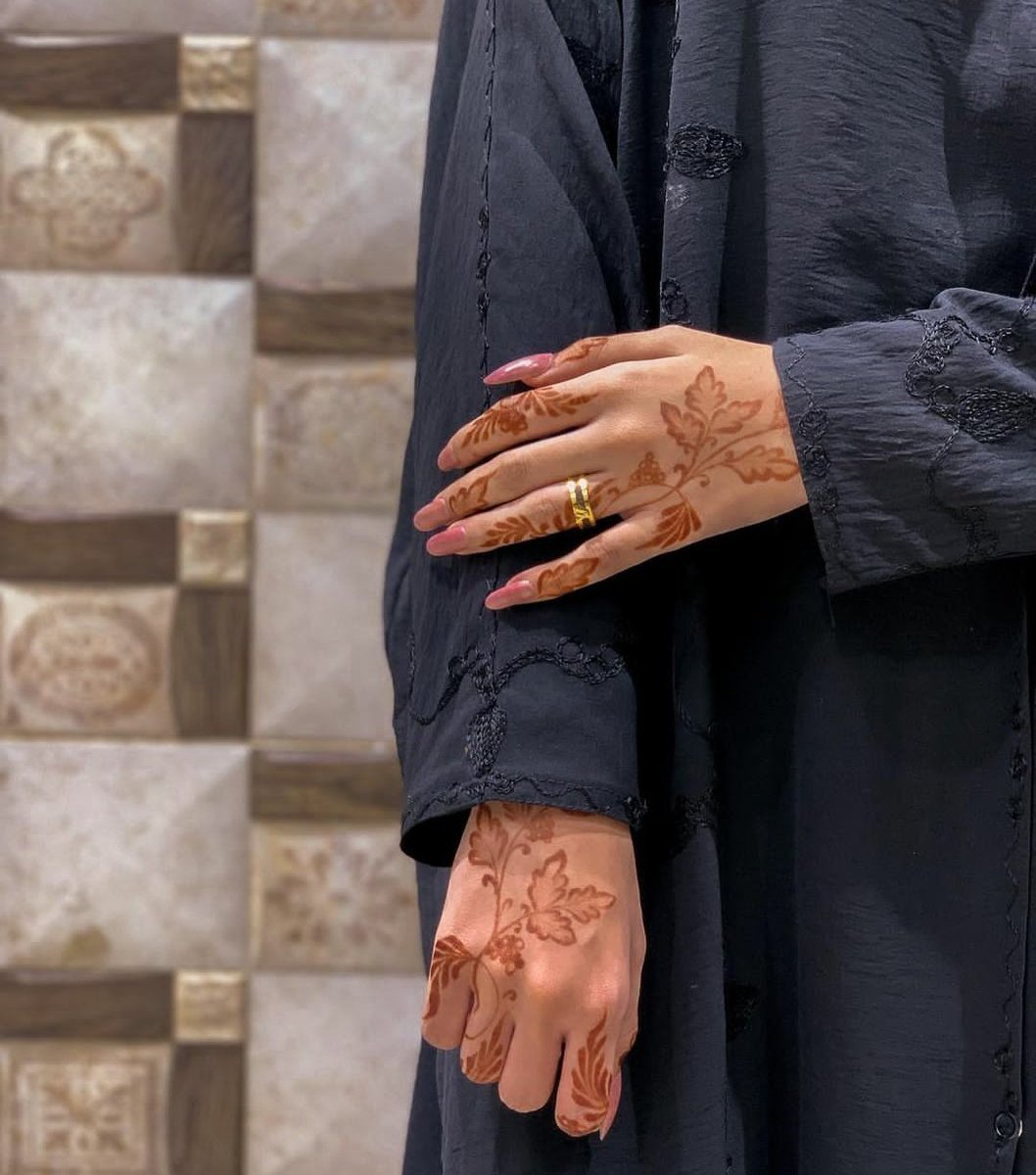 وخبئ لنا كل مايليق بقلوبنا يا الله ❤️