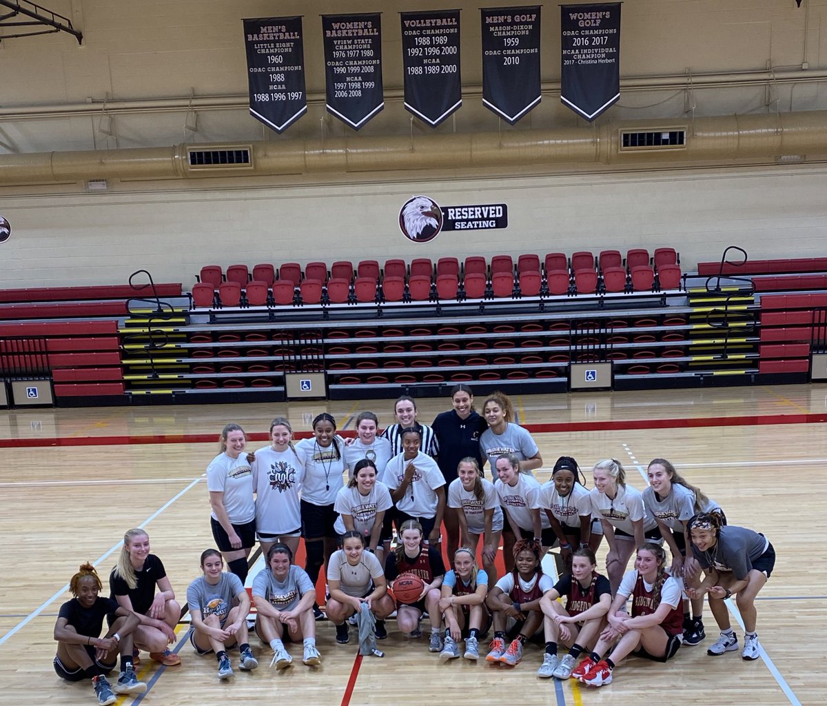 AnnaNewman24's tweet photo. Had a great time yesterday @BridgewaterWBB camp! Thank you so much to @CoachFlamini and Coach Mabry for such a fun day! It’s always great to see @Rileybc_30! I look forward to staying in touch! Go Eagles! https://t.co/sOPKSV2E7X