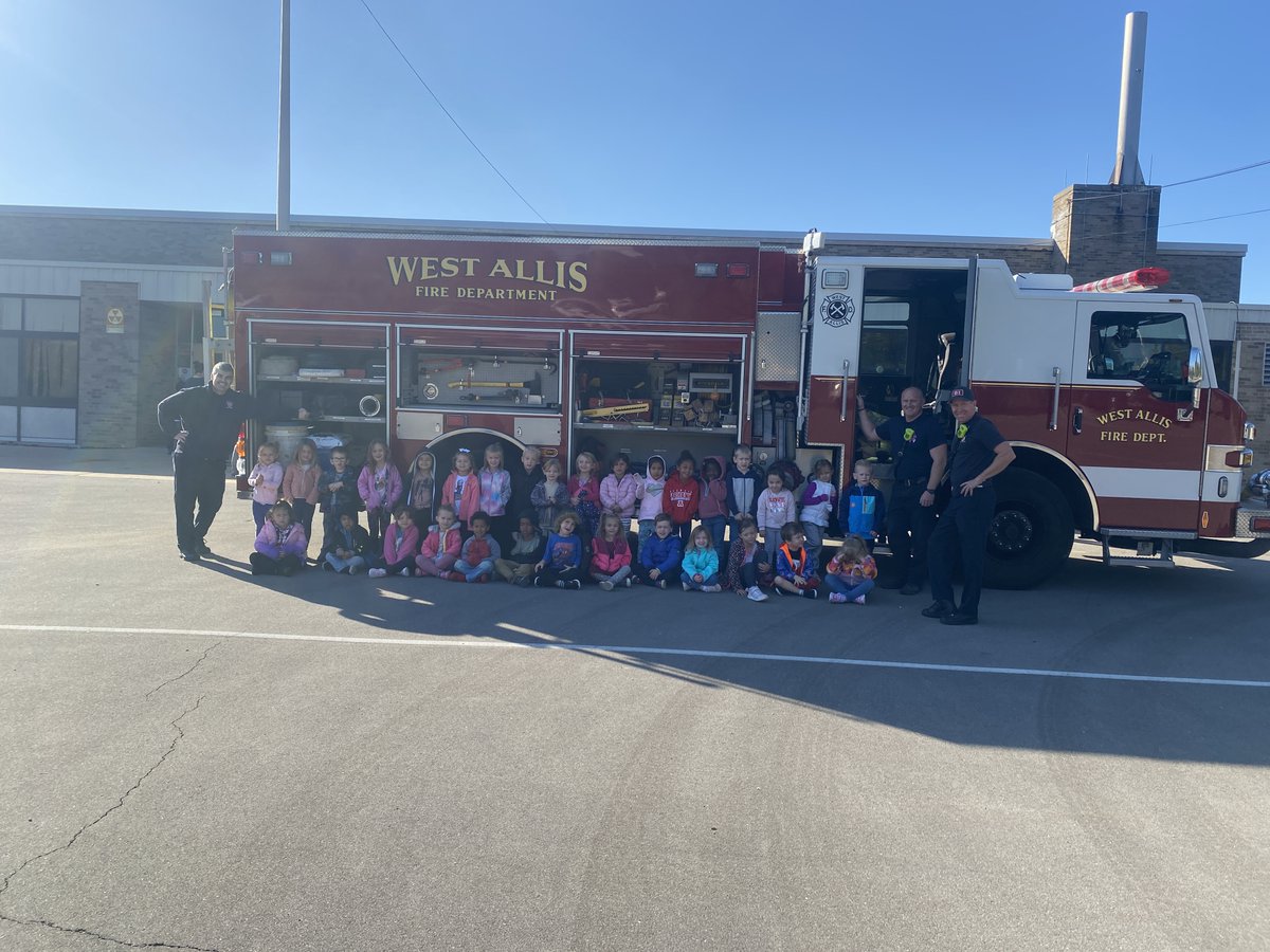 w_persistence's tweet photo. This week is Fire Safety Week.. Thank you West Allis Fire Department for coming in to teach us about fire safety! #wawmproud #walkerpride https://t.co/UVpRCRbmWt