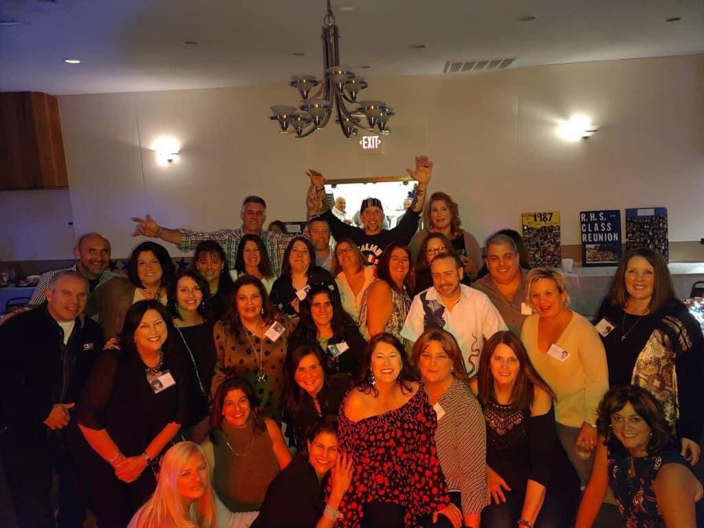 ErikaMSvendsen's tweet photo. RHS Class of 1987, 35th Reunion!
We had a blast! ❤️💙🎉
Friends, fun, food and drinks!
We danced the night away!
#werocked! 💃🕺 https://t.co/CFWGgFSaCy