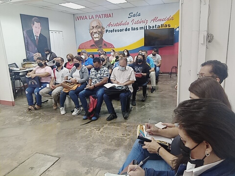 #NuevoAñoEscolar
#2022_2023
#ZonaEducativaTachira

Siguiendo instrucciones de la Directora de ZET <a href="/Berzabethg1/">Berzabethgandicaoficial</a> se realiza Encuentro con🔺Red Comunicacional 🔺Prensa 🔺Despacho para consolidar la política informativa a favor de los 29 municipios del #Tachira #VenezuelaConTejerias