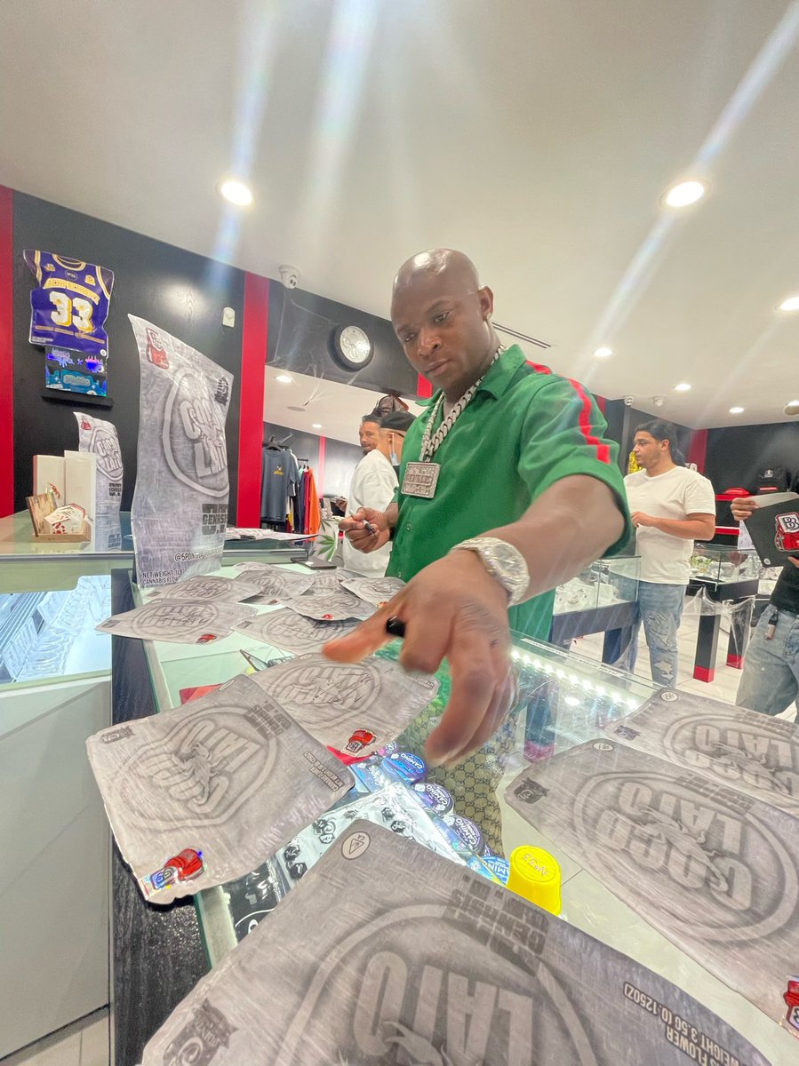 backpackboyzcl's tweet photo. otgenasis came thru with that 🔥
Make sure y’all get some if you can!👀

BACKPACK OR NO PACK!
#BPBC https://t.co/UPick1itme