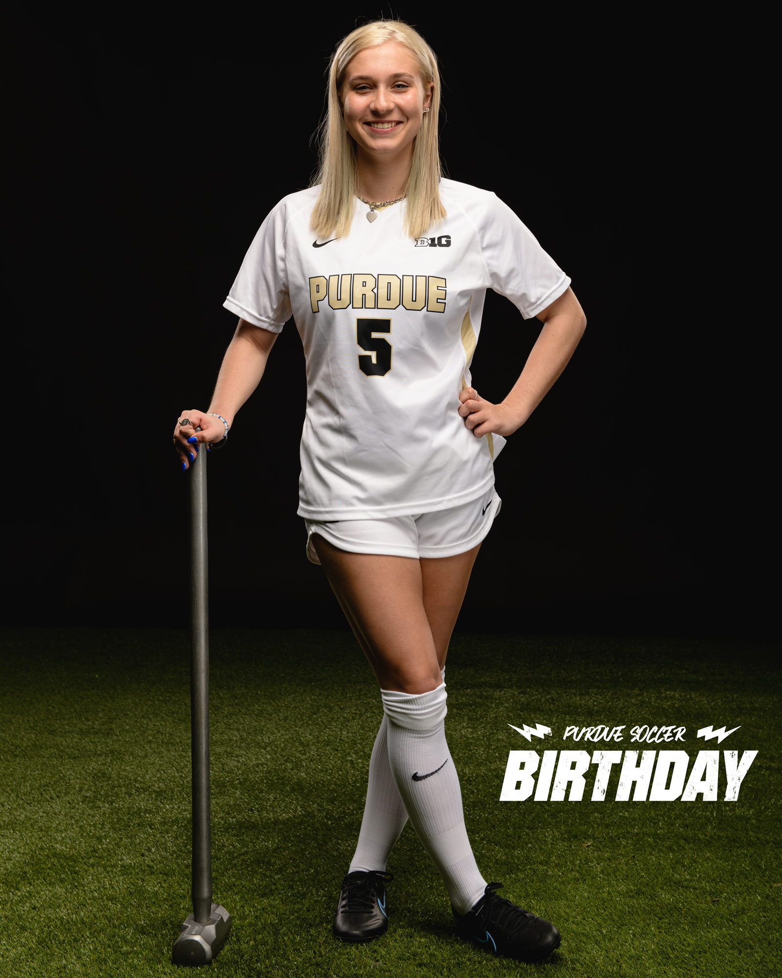 Wishing a very happy birthday to sophomore Elizabeth Droner! Have a fantastic day, Liz!    