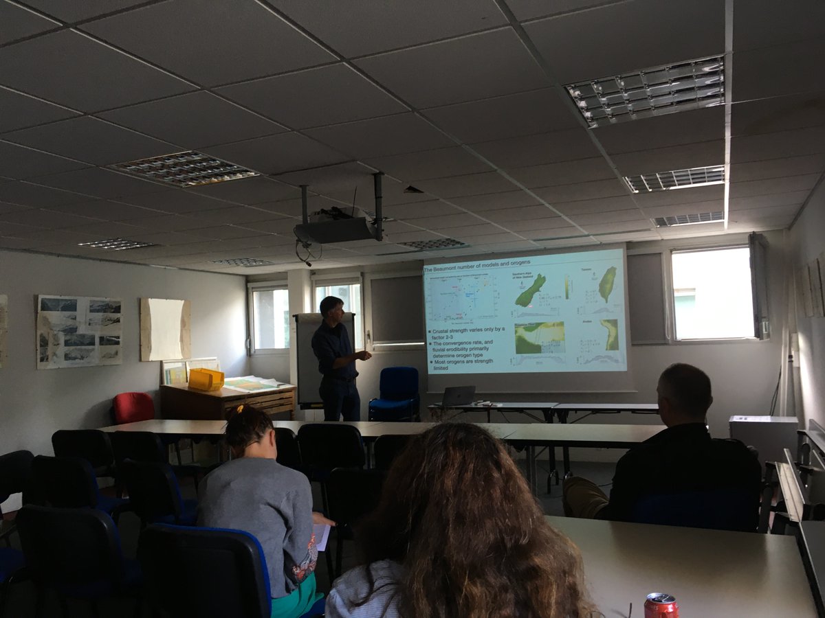 GET_Toulouse's tweet photo. Séminaire @GET_Toulouse sur le contrôle de la topographie des chaînes de montagnes par #R_Huismans professeur @UiB https://t.co/1M7GVB7lvq