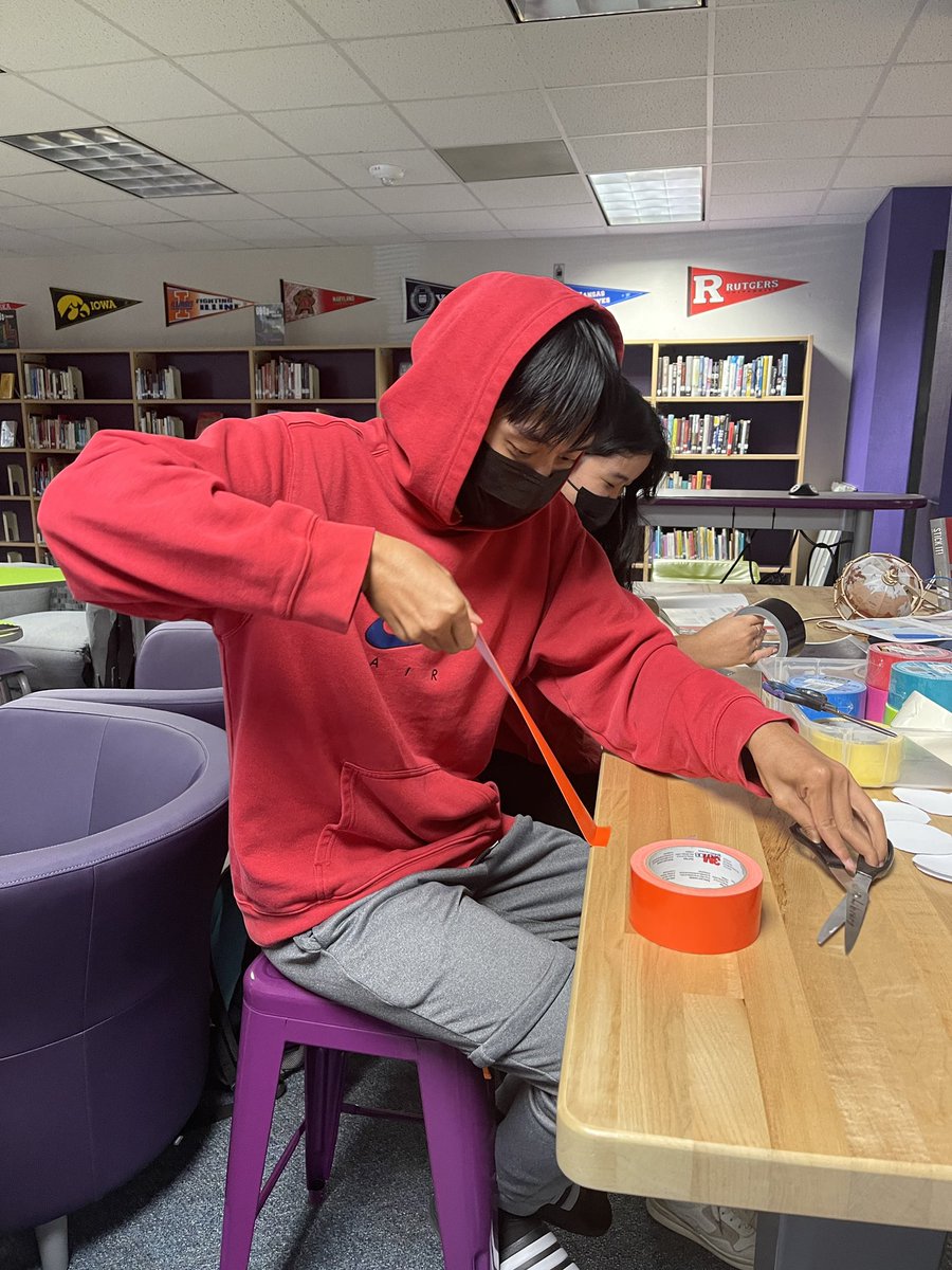 KerrLibrary's tweet image. Duct tape projects #makerspace @Alief_Libraries @AliefKerr