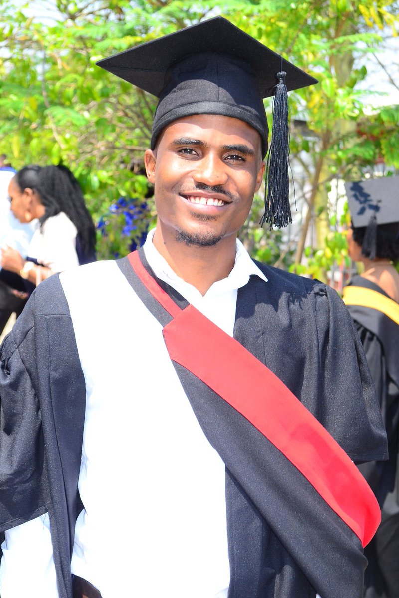 rtjiueza's tweet photo. #nustgraduation @rtjiueza https://t.co/omkhArQANY