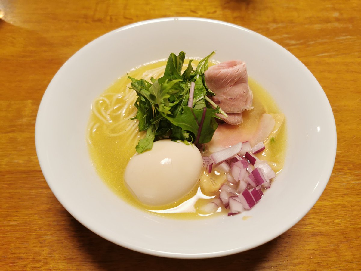 syuichinoashi's tweet photo. 荒サイ経由で碑原峠、館川ダムまで。
らーめんコッコの濃厚鶏ラーメン、Kuma's Cafeのダッチオンザロック(水出しコーヒー)とチョコバナナワッフルうまし!
にしても新型Ultimate、前作より人馬一体感があってよく走るのに疲れにくいってどーゆうこと👍
#CANYON
#ultimatecfslx https://t.co/wsLZoeeMj0