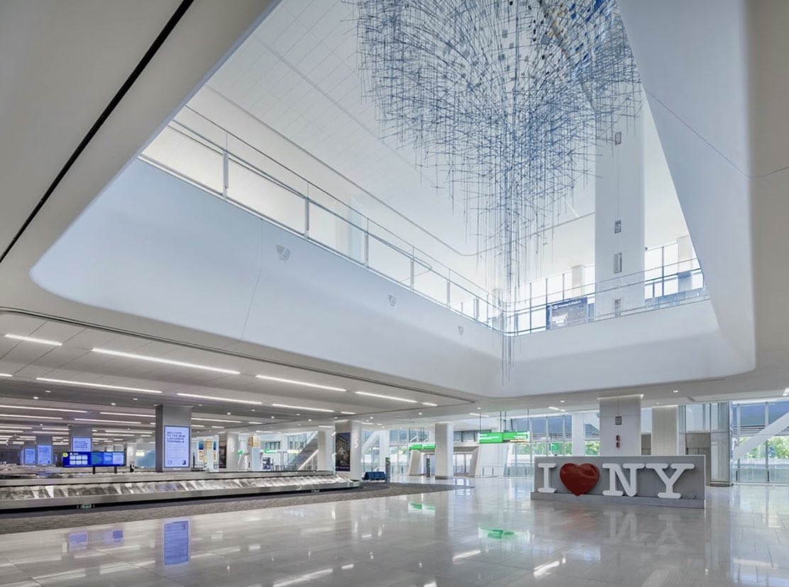 PJMECHANICAL_NY's tweet photo. The NEW Arrivals and Departures Hall at LaGuardia Airport's Terminal B. PJ MECHANICAL & DELTA SHEET METAL are proud to have been part of this amazing transformation. #LGA #ILoveNY #HVAC #NewYorkCity #PJMechanical🇺🇸#DeltaSM https://t.co/STyYniwWFi