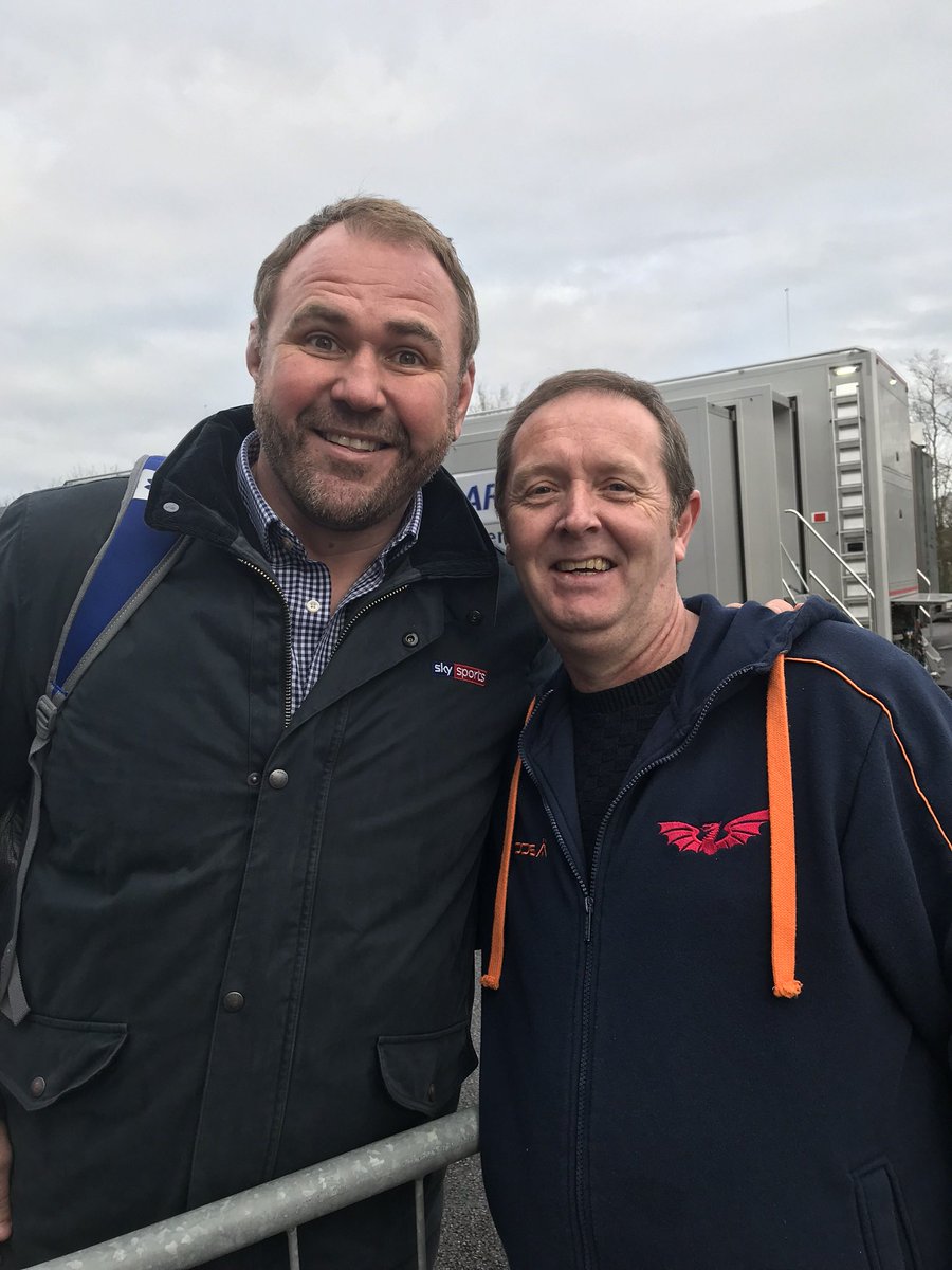 denisepevans's tweet photo. @ScottQuinnell @BBCRadioWales @BBCSounds @wynneevans You!! Well, say met 🙄. I’ve seen you a few times and had my photograph taken with you once at Parc y Scarlets 😜 https://t.co/kBgOQ6KCIA