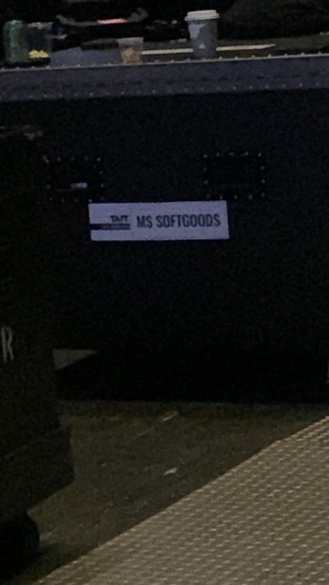 girlfriendrrry's tweet photo. ms softgoods happens to be my wife https://t.co/6PsGQvkYBP