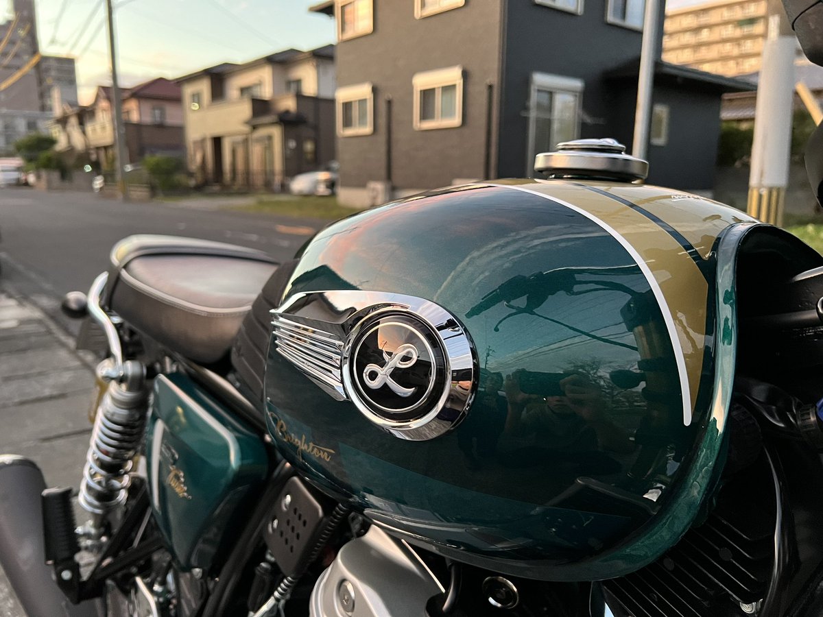 be_a_racer_'s tweet photo. 鯖ニキのNEWバイクにLMセラミック施行‼️
新車は美しい✨
#LUMINUS
#セラミックコーティング
#LMセラミック
#一層目
#PREPPRO
#GPX
#レジェンド250 https://t.co/FNac1qWpK3