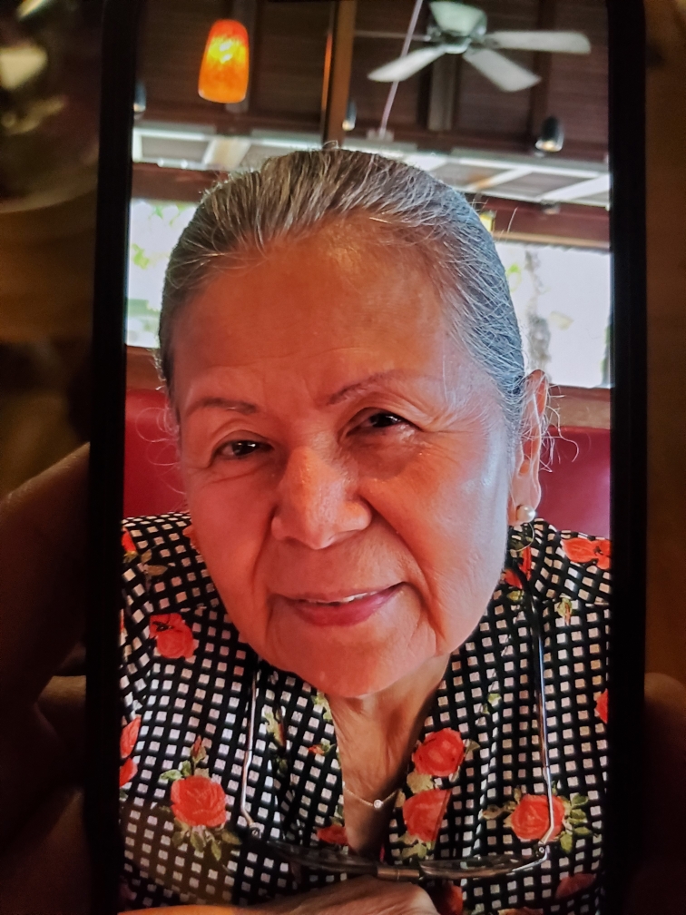 FairfaxCountyPD's tweet photo. #Missing 74 YO Rabieb Tandee Palmer last seen around 2 am this morning in the 2900 block of Franklin Oaks Dr. in Herndon. She is 5’1, 115lbs and was last seen wearing a red shirt and black pants. Endangered due to mental and/or physical health concerns. Call 703-691-2131 w/info. https://t.co/YekPFFec2p