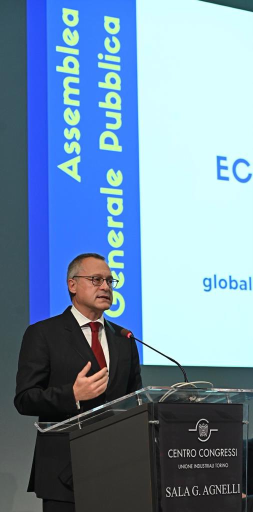 Carlo Bonomi (@carlobonomi_) on Twitter photo Con amico Presidente <a href="/UITORINO/">Unione Industriali Torino</a> Giorgio Marsiaj #assemblea2022 Nel primo semestre 2022 l’export delle #imprese 🇮🇹 è stato tra migliori in 🇪🇺 ma la crescita verrà rallentata causa prezzi energia fuori controllo. Servono interventi urgenti e strutturali su energia e finanza pubblica Con amico Presidente <a href="/UITORINO/">Unione Industriali Torino</a> Giorgio Marsiaj #assemblea2022 Nel primo semestre 2022 l’export delle #imprese 🇮🇹 è stato tra migliori in 🇪🇺 ma la crescita verrà rallentata causa prezzi energia fuori controllo. Servono interventi urgenti e strutturali su energia e finanza pubblica
