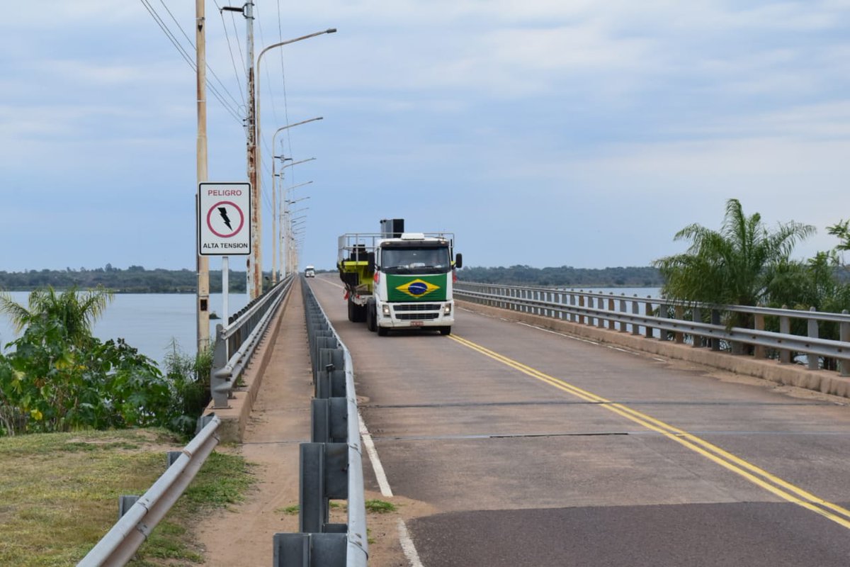 ebypy's tweet image. Aña Cuá recibe componentes del Puente Grúa de 510 toneladas de la Casa de Máquinas. eby.gov.py/2022/10/10/ana…