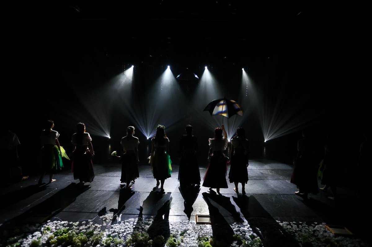 mkmdc_official's tweet photo. とりいそぎ…

Dance Company MKMDC第7回本公演
「OZ -灰色の空と、希望の歌の物語-」
全8公演無事終演いたしました！

誰1人欠けることなく走り切り、
たくさんのお客様に見ていただき
たくさんの拍手や嬉しい感想をいただけました。

MKメンバー、出演者一同、心より感謝申し上げます！ https://t.co/TPnNeTEMNp