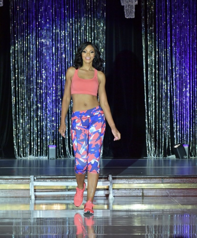 ThePurpleDiva13's tweet photo. “Whether you think you can, or you can’t – either way you’re right.” ~ Henry Ford 💞

#Motivation #Positivity #Inspiration #PositiveVibes #PositiveThinking #MotivationalSpeaker #MotivationalBlogger  #TallGirlsRock #6'2" #TallGirls #Diva #ItsLaTresa #MsAmericaInternational 😊💗😊 https://t.co/BuBs29i2oP