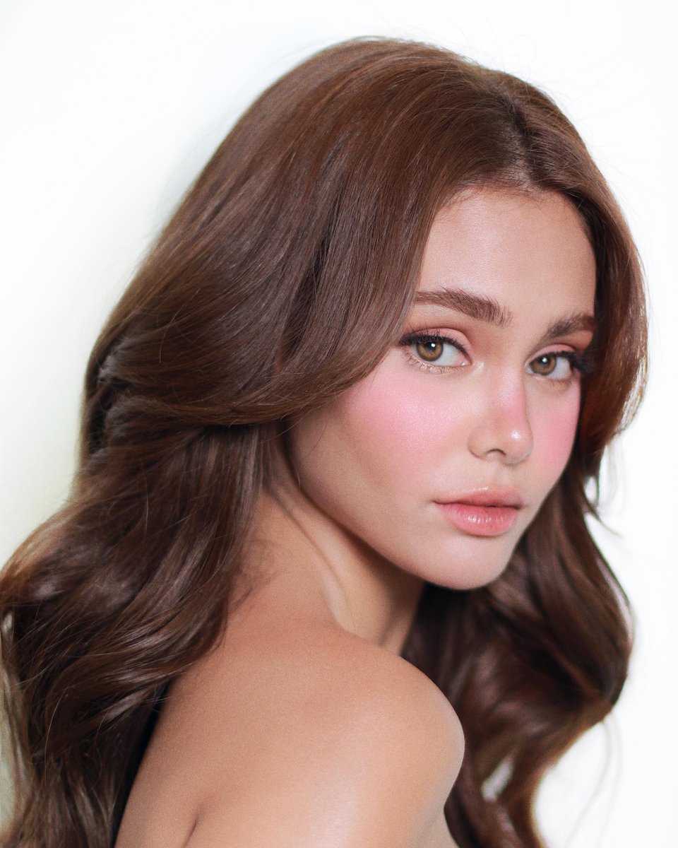ivaniansOFC's tweet photo. #Repost @onlypaulunating
Our new go to “matte eyeshadow look” is everything! 💙 Today with Ms. @IvanaAlawi 🦋 Hair by @hairsetbydoms #paulunatingmakeup #ivana #ivanaalawi #freshlook #matteeyeshadow #matte #glowyface #peautyblush #celebrity #makeup #freshmakeup #beautifulface https://t.co/TFCcxuiJHY