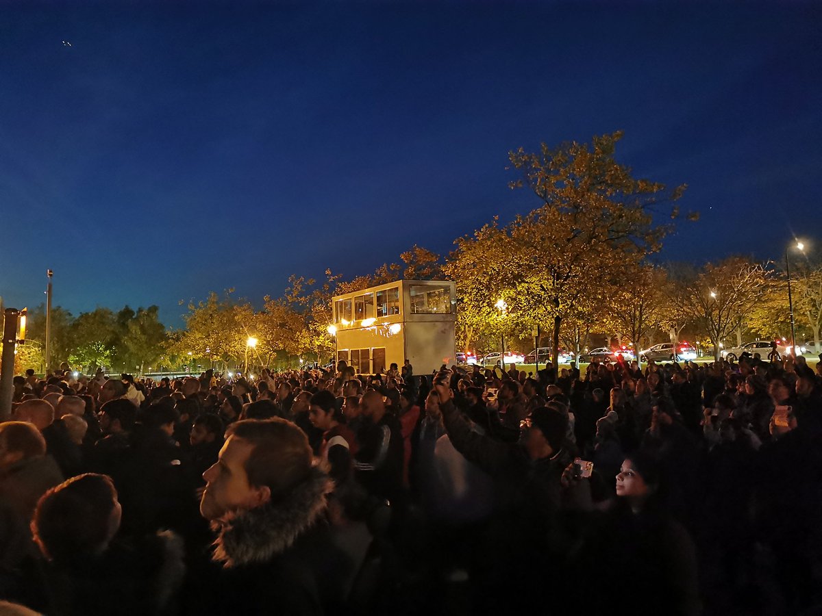MKIAC's tweet photo. MKIAC would like to give a huge thanks to all partners, sponsors, volunteers, organisations, performers, artists, security and the entire community of MK, who made the Finale of the #MKCity Celebration and the City of Codes &amp; Light Festival #MKCityofLight  such a success! 💥👌🙏 https://t.co/iJ5ZkniIbu