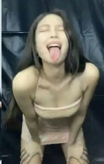 BLalisalia's tweet photo. #LeaveLisaAlone #JENDRAGONREAL #jendragonisreal https://t.co/Mq1pxllTIJ