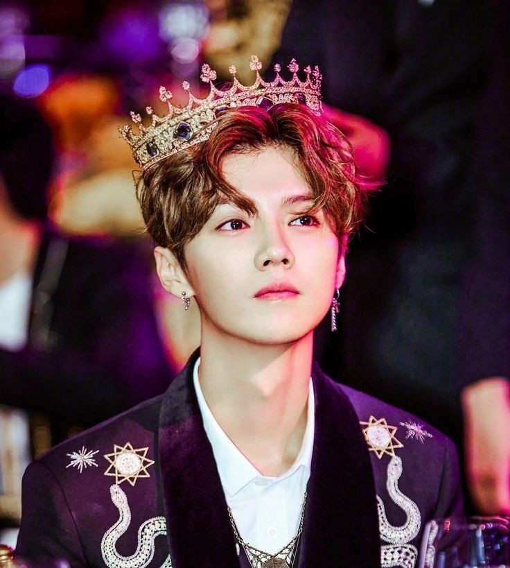 KimZBPDOh's tweet photo. Through the years, when everything went wrong, together we were strong. 
Through the years, I never had a doubt. Through the years, you've never let me down.

The sweetest days I've found right here with you, through the years. 💗

#AlwaysWithLuHan https://t.co/3vDnBEJFuj