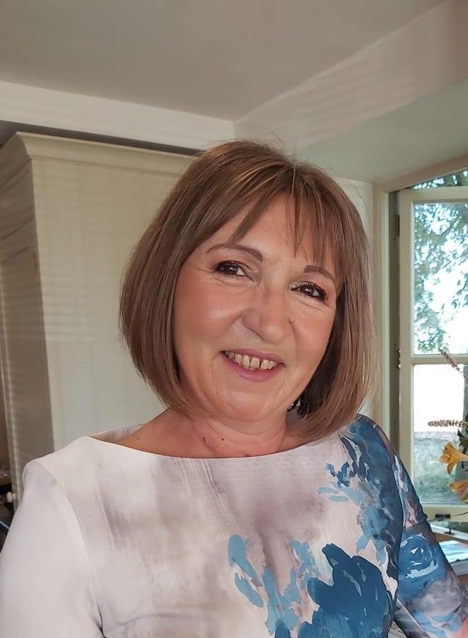 NBTAnaesthesia's tweet photo. Dr Malinka Vrabtcheva has been working in Bristol since 2006. She graduated from medical school in Bulgaria &amp; trained in anaesthesia from 1992–1995. She moved to the UK, had to requalify, &amp; then started UK anaesthetic training in 2002. #SASweek22 https://t.co/EUqC9CsRJd