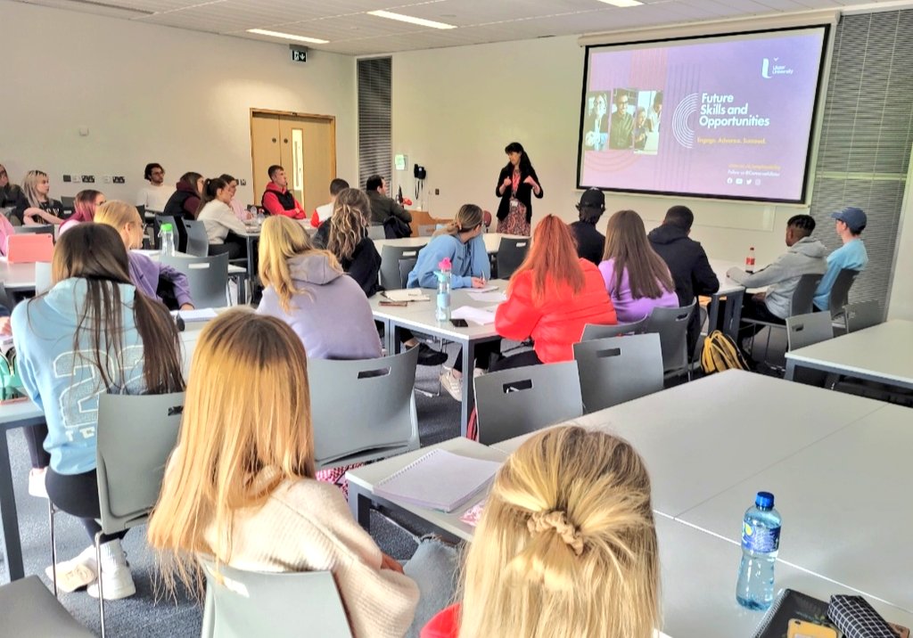 PeterBolan's tweet photo. Fantastic session on #employability #future #skills and #opportunities  from Dr Donna Caldwell @CareersAtUlster with our first year students this morning #ITTM #CMFI #LEM @UlsterBizSchool #tourism #food #events #creativity #Coleraine https://t.co/qwG5Y31Oo0