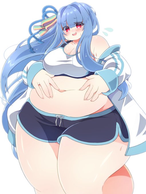 筋肉は脂肪より重いと言いますから…
体重が増えたという事は私にも筋肉がついてきたという事ですね!! 