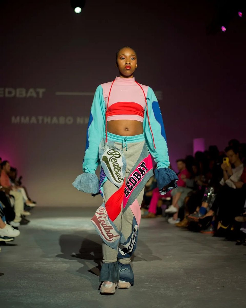 sportsceneSA's tweet photo. Redbat x Redbat Posse turned up the heat at #SAMW23 β€οΈβπ₯ with a runway event featuring looks created by young talented female designers for #RedbatPosse competition ππΎ. Check out what went down π€π₯.
#Redbat #ObsessedtoProgress https://t.co/AKAJMr8Jx5