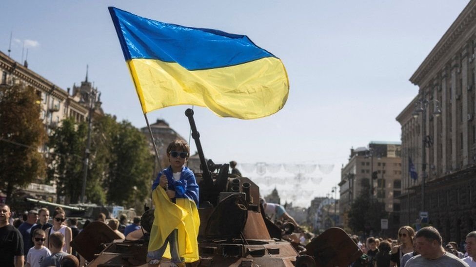 berlin_bridge's tweet image. Don't just get mad. Get busy.
1-Donate u24.gov.ua
2-Shop shop.brave.ua
3-Call your MP 1x/wk & demand more support for #Ukraine
4-Contact 🇺🇦 groups in your area & ask how you can help
5-MOBILIZE at least 5 ppl you know to do 1-5 💙💛
6-Keep going 😎💪