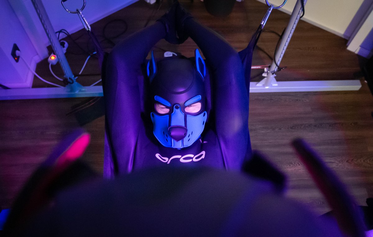Werewolffur's tweet photo. just Relax @xaskyrAD i will take care of you in a special way. #Rubbergay #humanpuppy #gay #gaygearhead #slingtime https://t.co/MA5tjXwZvu
