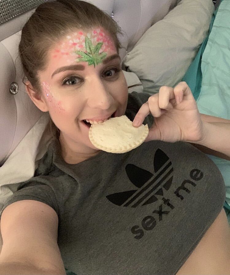 matildaelllen's tweet photo. Good morning everyone 🥰 https://t.co/FJahuBEMa5