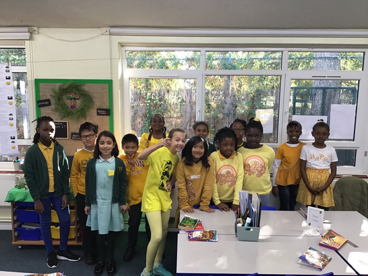 StJosephsCatho4's tweet photo. Celebrating World Mental Health Day #howyoufeelmatters #HelloYellow #YoungMinds https://t.co/TeIF9M9nF7
