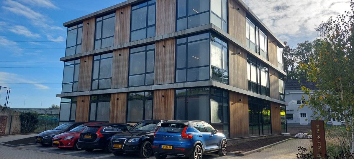 Onze locatie in 's-Hertogenbosch hebben we verruild voor ons nieuwe pand in Rosmalen.  Met plezier werken we van hieruit aan onze interessante projecten. Een mijlpaal in de geschiedenis van #Kragten.