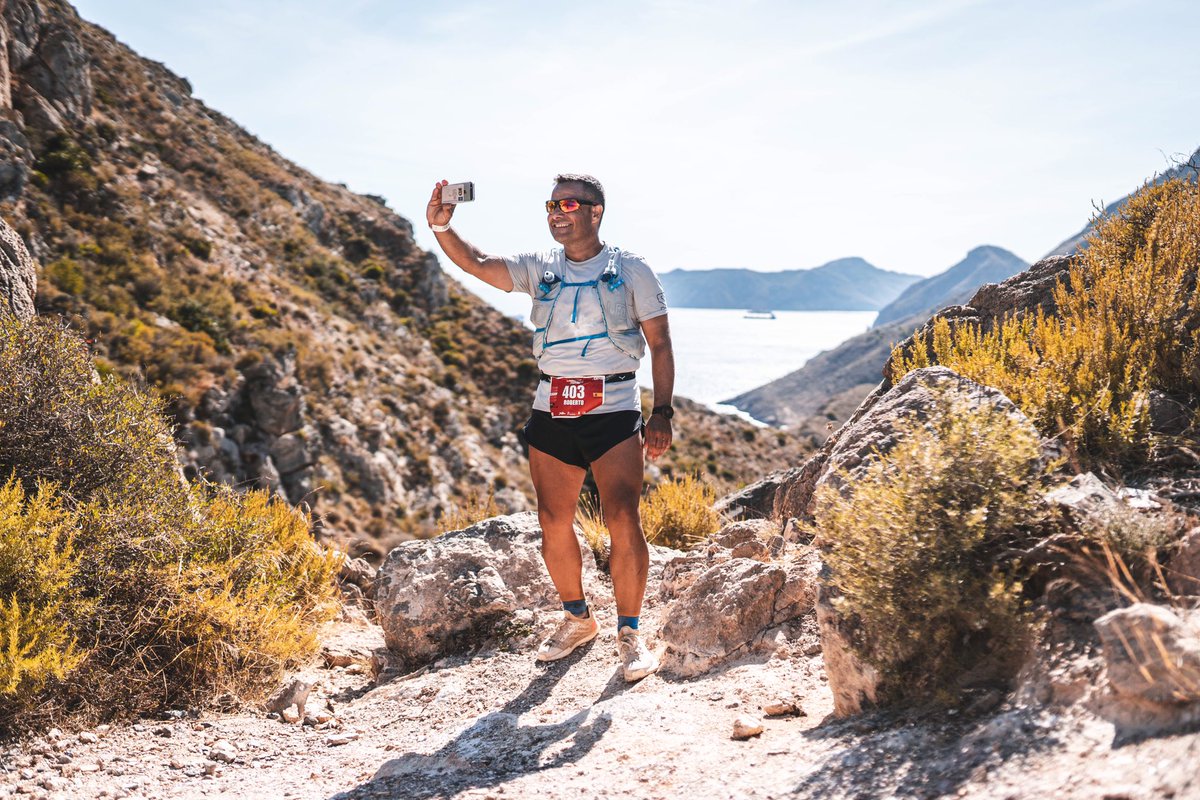 🤳⛰🌊

Reconócelo… tú, como Roberto, también detuviste tu carrera para inmortalizar la belleza de Cartagena 😍

#LaConquistaDeQartHadast