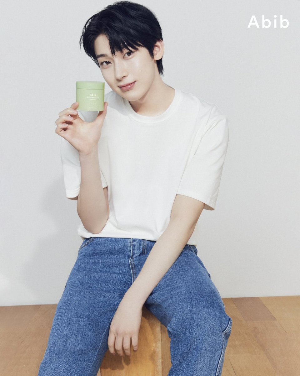 Abib_Global's tweet photo. [Abib x ENHYPEN] 
[Video]Wanna know what SUNOO is using after cleansing his face?

Softly and deeply moisturize your skin after face wash with Abib Heartleaf essense Calming pump.

#Abib #ENHYPEN https://t.co/aVZkqEUz68