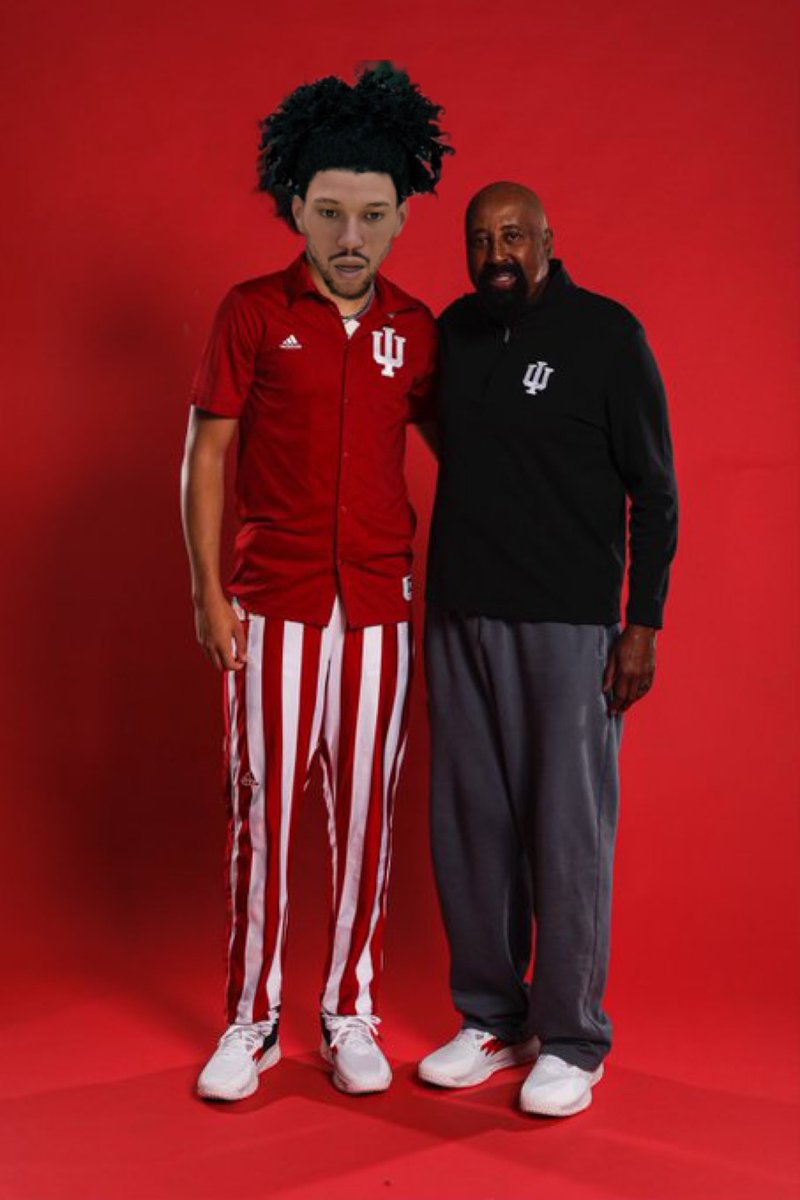 BrennieBuckets tweet media