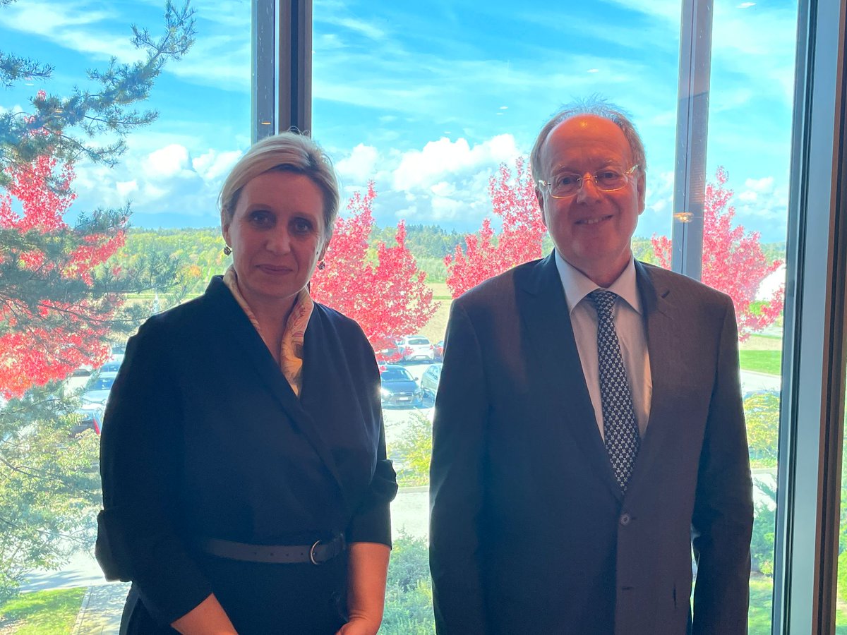 PLinSwitzerland's tweet photo. Ambassador Iwona Kozłowska: After the first ever 🇵🇱 Technology Forum in 🇨🇭 I have met the CEO of @kudelski Group André Kudelski to discuss the next edition. A wonderful conversation about the future, but also the past. I am grateful for the invitation to Cheseaux! 1/2 https://t.co/D0SE9sqUxj