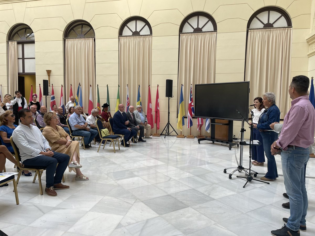 malaga's tweet photo. Tras el parón del 2021, debido a la #COVID19, este año se vuelve a poner en marcha #FIFMA, en el Auditorio Eduardo Ocón, desde el lunes 24 de octubre hasta el domingo 29 de octubre, iniciando las actuaciones el miércoles 26 de octubre de 20:00h a 23:00h https://t.co/AUKBRbWYuH