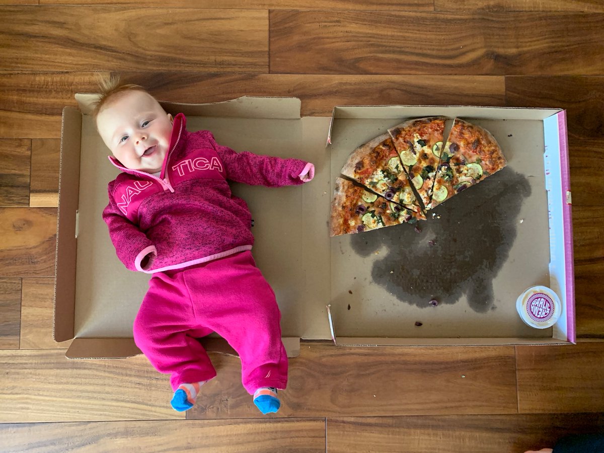 Hey everyone. Taylor here. I’m 4 months old. Daddy thinks this is an artistic thing to do every time I turn one month older..