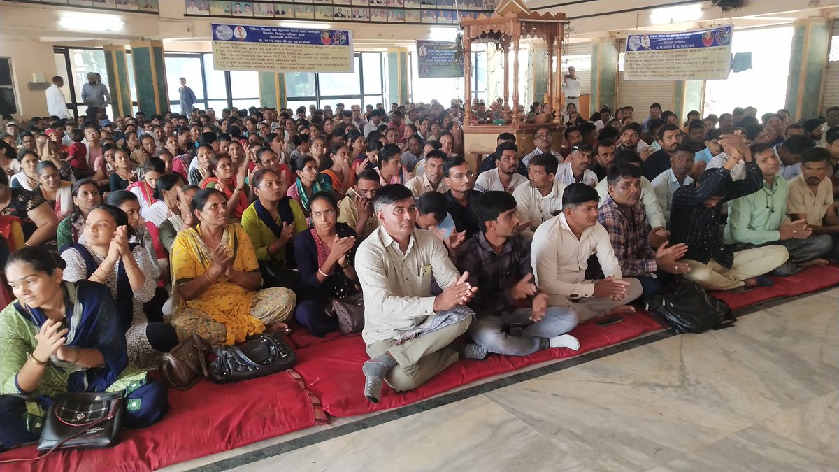 arjunsinh1986's tweet photo. #SpecialEducators are demanding for getting Regular job, though they are on contractual employees but they can't teach special children on daily basis. There are 1024 special educators among 80,000 #Divyang Child.
@narendramodi @Bhupendrapbjp  @CRPaatil https://t.co/w8D1vQosoM