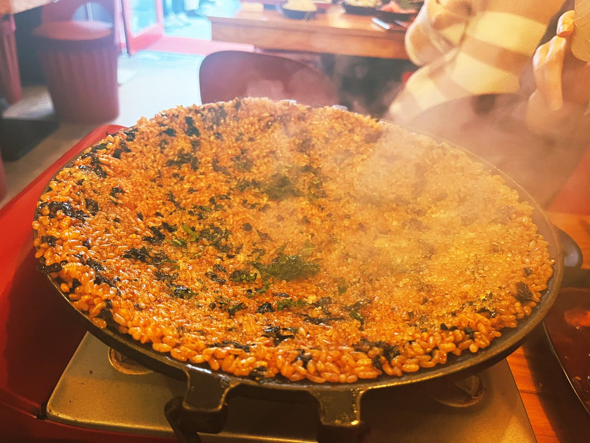mirabelle1018's tweet photo. 新大久保で韓国料理。
パリとソウル。今一番ご飯食べに行きたい街☺️ https://t.co/Q82JvrZrFI