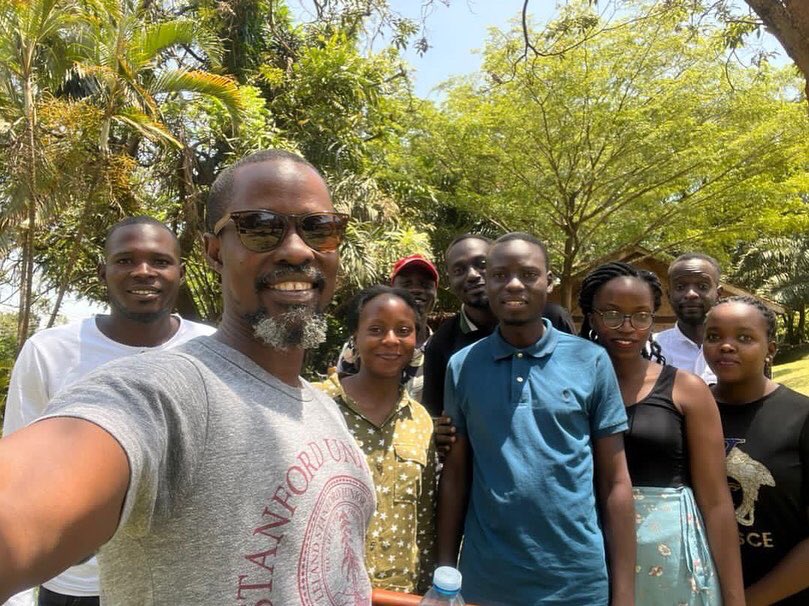 _mazungumzo's tweet image. Today We celebrate our Patron @Opiaiya’s birthday. A man that needs no introduction in the arena of intellectual activism. It is our daily honor to drink from your cup of wisdom as we  aspire and work towards  #creatingtomorrow. Happy birthday good Sir.