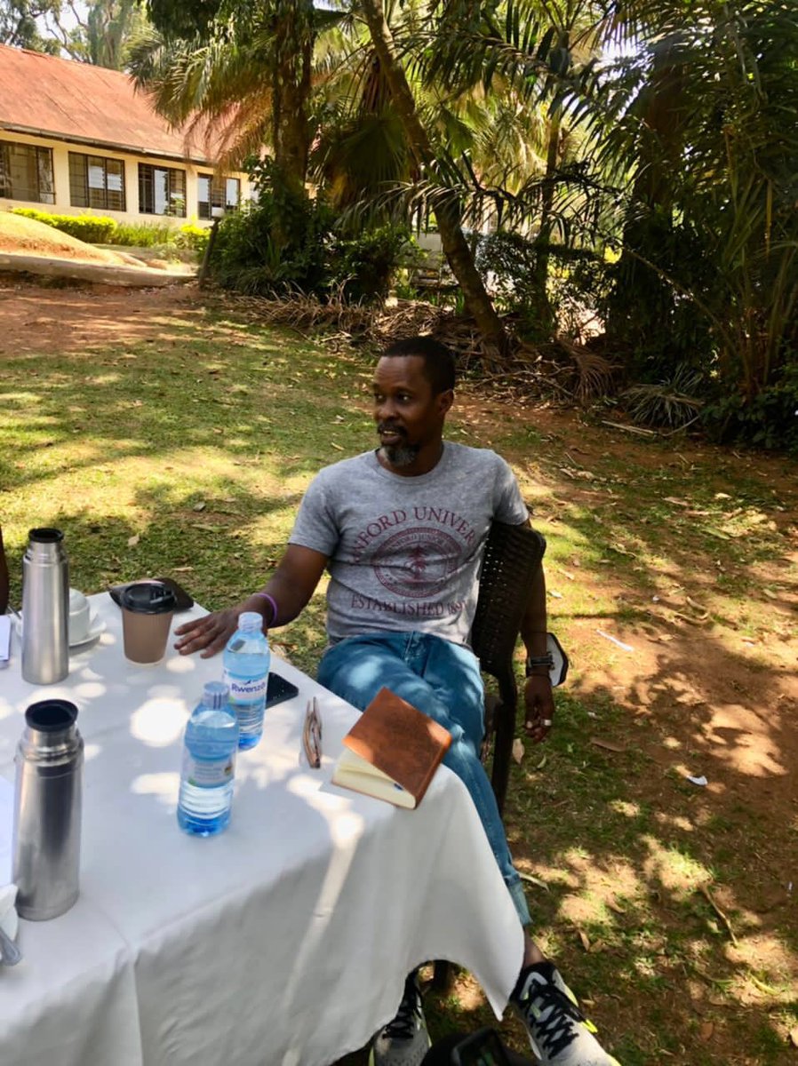 _mazungumzo's tweet image. Today We celebrate our Patron @Opiaiya’s birthday. A man that needs no introduction in the arena of intellectual activism. It is our daily honor to drink from your cup of wisdom as we  aspire and work towards  #creatingtomorrow. Happy birthday good Sir.