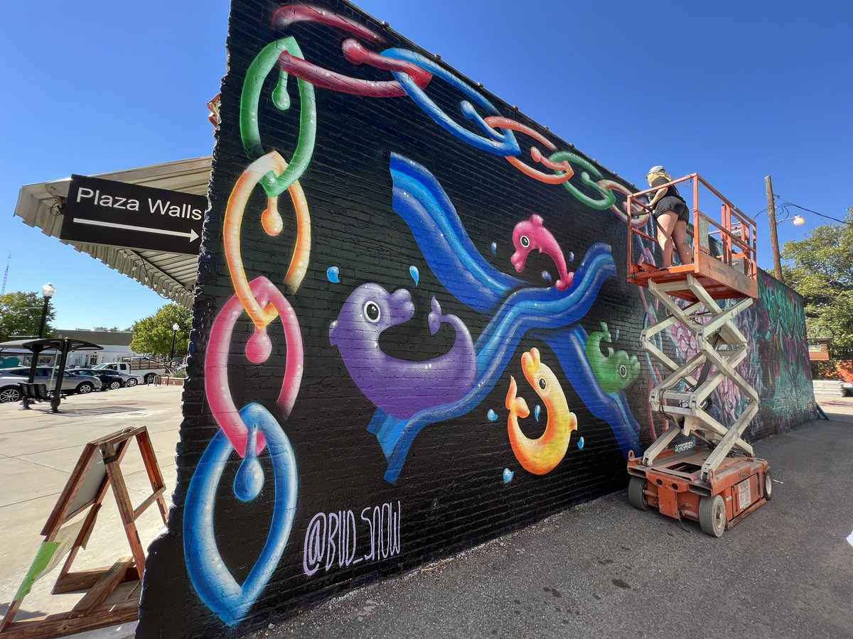Jumping on with <a href="/PeatEyez/">EYEZ</a> and Mural Mondays at 9am PST today to discuss the experience we had at <a href="/PlazaWalls/">Plaza Walls—2023 Mural Expo: Sept 30th</a> in Oklahoma City!
