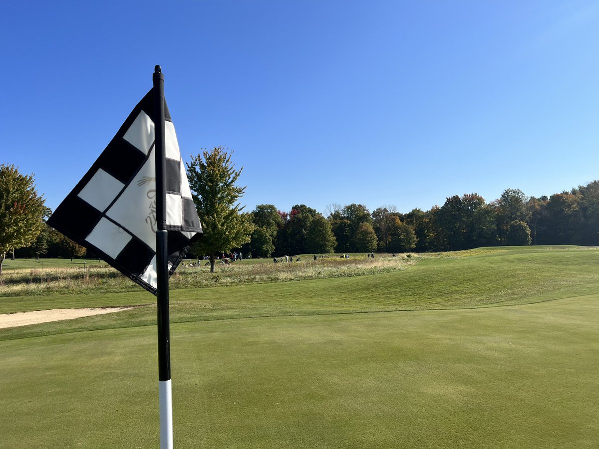 sheltonOSU1's tweet photo. Gracyn Alexander is off to a great start at OHSAA girls district golf.  

#beautifulcourse 

@BigWalnutEagles @McLane_Ryan @AndyJados @bwhsathsecy https://t.co/sPX4lK0SQB