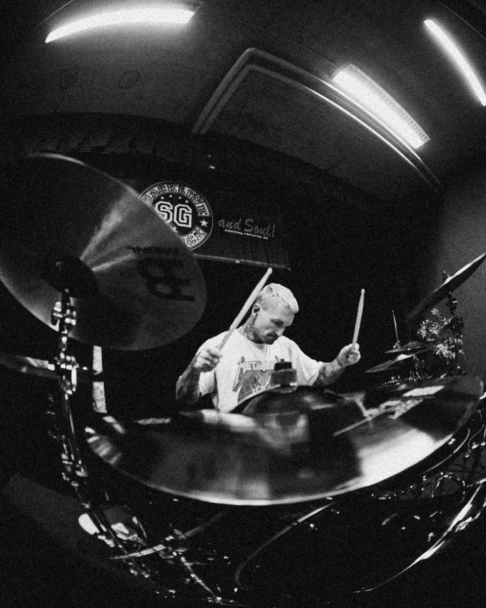 Landed in Germany. Rehearsals are done. First show in Hannover tomorrow. Been three years since we’ve been here. Can’t wait. 📸 <a href="/georgegirvan/">GeorgeGPhoto</a>